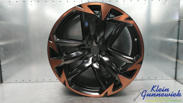 Używane Obrecz Cupra Terramar Cena € 445,00 Procedura marży oferowane przez Klein Gunnewiek Autodemontage & Motorentechniek