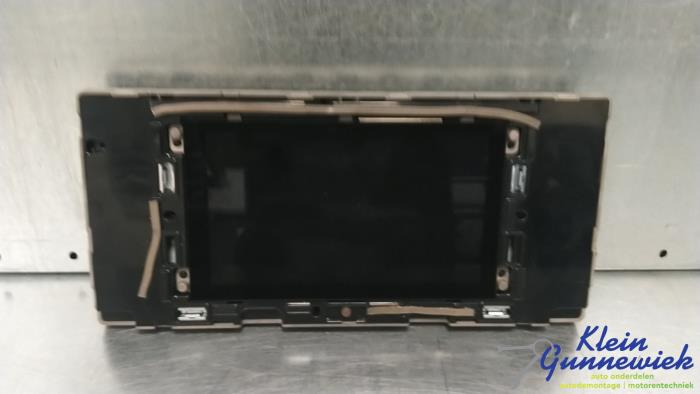 Begagnade Innerdisplay Mercedes Sprinter Pris € 395,00 Marginaltabell erbjuds av Klein Gunnewiek Autodemontage & Motorentechniek