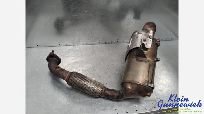 Używane Katalizator Ford Focus Cena € 395,00 Procedura marży oferowane przez Klein Gunnewiek Autodemontage & Motorentechniek
