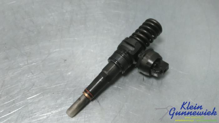 Usagé Injecteurs Volkswagen Caddy Prix € 150,00 Règlement à la marge proposé par Klein Gunnewiek Autodemontage & Motorentechniek