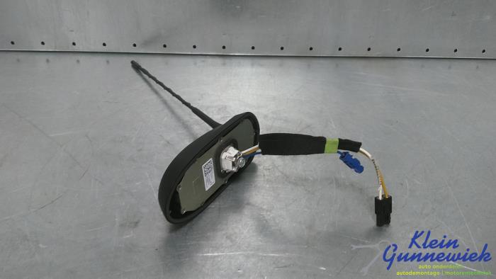 Używane Antena GPS Opel Crossland X Cena € 51,00 Procedura marży oferowane przez Klein Gunnewiek Autodemontage & Motorentechniek
