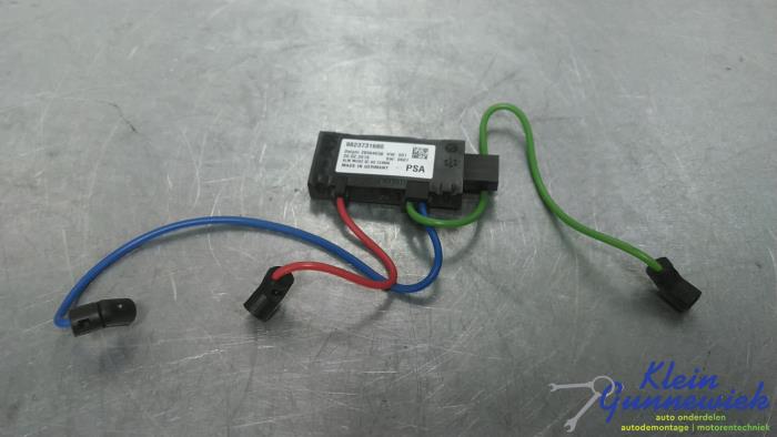 Begagnade Sensor (övriga) Opel Crossland X Pris € 45,00 Marginaltabell erbjuds av Klein Gunnewiek Autodemontage & Motorentechniek
