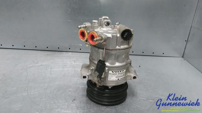 Usagé Pompe clim Volvo V40 Prix € 70,00 Règlement à la marge proposé par Klein Gunnewiek Autodemontage & Motorentechniek