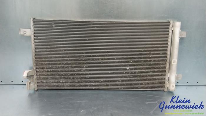 Usagé Condenseur de climatisation Seat Ibiza Prix € 85,00 Règlement à la marge proposé par Klein Gunnewiek Autodemontage & Motorentechniek