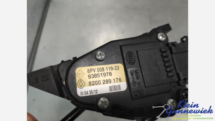 Gaspedalsensor från en Opel Vivaro 2012