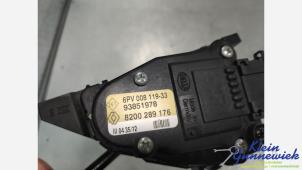 Gaspedalsensor från en Opel Vivaro 2012