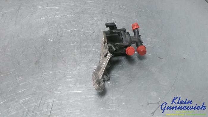 Begagnade Vattenpump Opel Crossland X Pris € 50,00 Marginaltabell erbjuds av Klein Gunnewiek Autodemontage & Motorentechniek