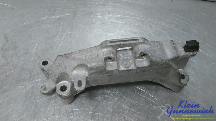 Used Engine mount Opel Crossland X Price € 20,00 Margin scheme offered by Klein Gunnewiek Autodemontage & Motorentechniek