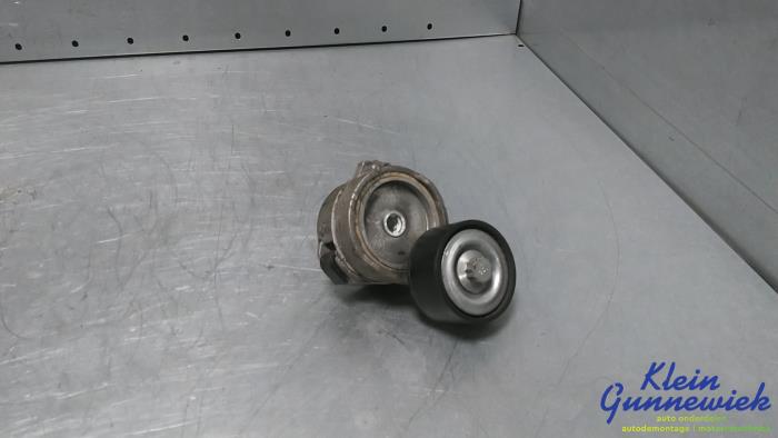 Usados Rodillo tensor correa múltiple Opel Crossland X Precio € 20,00 Norma de margen ofrecido por Klein Gunnewiek Autodemontage & Motorentechniek