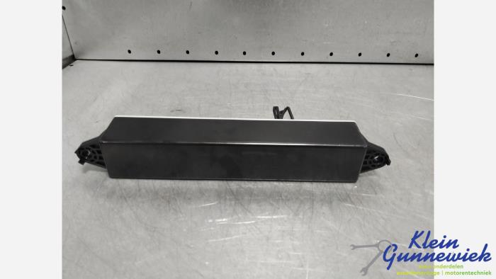 Używane Antena Volvo EX30 Cena € 55,00 Procedura marży oferowane przez Klein Gunnewiek Autodemontage & Motorentechniek