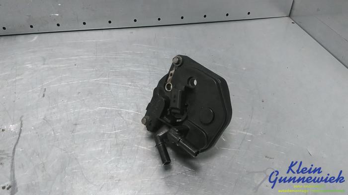 Begagnade Bränslefilterhus Ford Focus Pris € 40,00 Marginaltabell erbjuds av Klein Gunnewiek Autodemontage & Motorentechniek