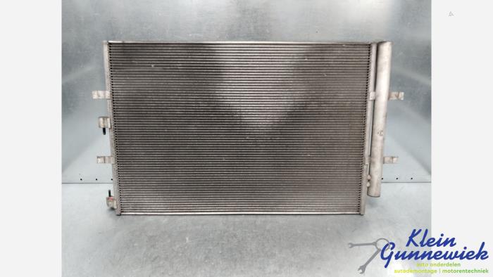 Usagé Condenseur de climatisation Ford Transit Custom Prix € 76,00 Règlement à la marge proposé par Klein Gunnewiek Autodemontage & Motorentechniek