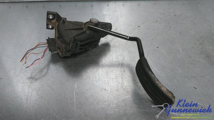Begagnade Gaspedalsensor Opel Vivaro Pris € 40,00 Marginaltabell erbjuds av Klein Gunnewiek Autodemontage & Motorentechniek