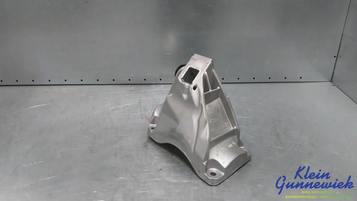 Used Engine mount BMW XM Price € 50,00 Margin scheme offered by Klein Gunnewiek Autodemontage & Motorentechniek