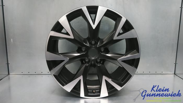 Używane Obrecz Cupra Terramar Cena € 375,00 Procedura marży oferowane przez Klein Gunnewiek Autodemontage & Motorentechniek