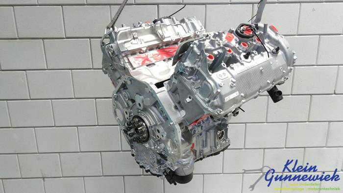 Engine from a BMW XM 2023