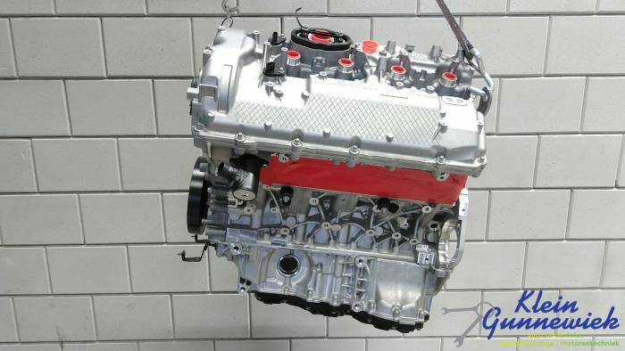 Engine from a BMW XM 2023