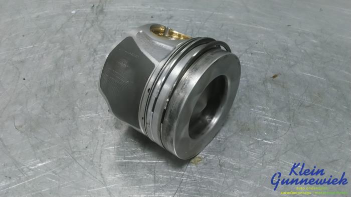 Usagé Piston Audi Allroad Quattro Prix € 85,00 Règlement à la marge proposé par Klein Gunnewiek Autodemontage & Motorentechniek