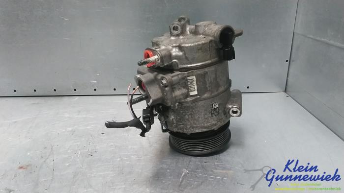 Usagé Compresseur de clim Ford Transit Custom Prix € 153,00 Règlement à la marge proposé par Klein Gunnewiek Autodemontage & Motorentechniek