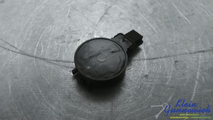 Begagnade Regnsensor Volvo V60 Pris € 15,00 Marginaltabell erbjuds av Klein Gunnewiek Autodemontage & Motorentechniek