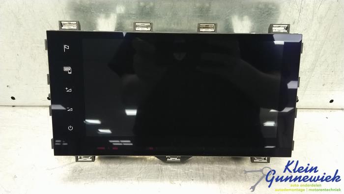 Begagnade Innerdisplay Seat Ateca Pris € 450,00 Marginaltabell erbjuds av Klein Gunnewiek Autodemontage & Motorentechniek