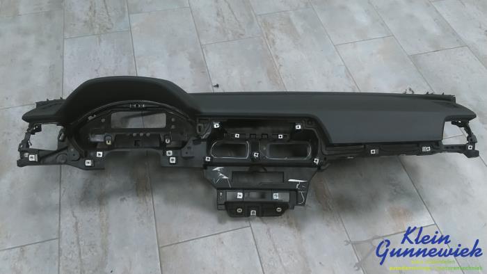Używane Panel Audi Q5 Cena € 695,00 Procedura marży oferowane przez Klein Gunnewiek Autodemontage & Motorentechniek