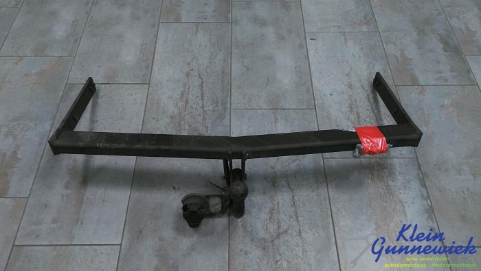 Używane Hak holowniczy Seat Altea Cena € 70,00 Procedura marży oferowane przez Klein Gunnewiek Autodemontage & Motorentechniek