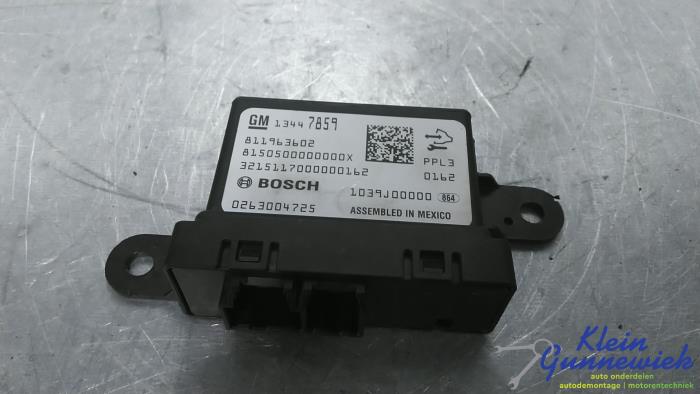 Begagnade PDC-modul Opel Meriva Pris € 45,00 Marginaltabell erbjuds av Klein Gunnewiek Autodemontage & Motorentechniek
