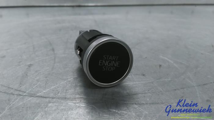 Używane Przelacznik Start/Stop Seat Leon Cena € 25,00 Procedura marży oferowane przez Klein Gunnewiek Autodemontage & Motorentechniek