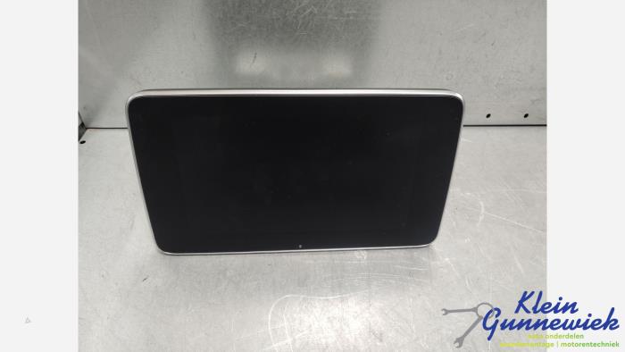 Begagnade Innerdisplay Mercedes C-Klasse Pris € 181,00 Marginaltabell erbjuds av Klein Gunnewiek Autodemontage & Motorentechniek