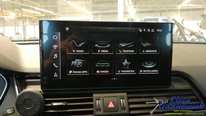 Begagnade Innerdisplay Audi Q5 Pris € 450,00 Marginaltabell erbjuds av Klein Gunnewiek Autodemontage & Motorentechniek