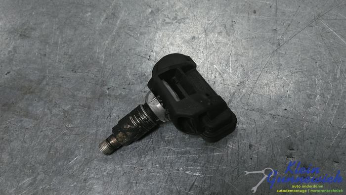 Begagnade Däcktryckssensor Mercedes C-Klasse Pris € 20,00 Marginaltabell erbjuds av Klein Gunnewiek Autodemontage & Motorentechniek
