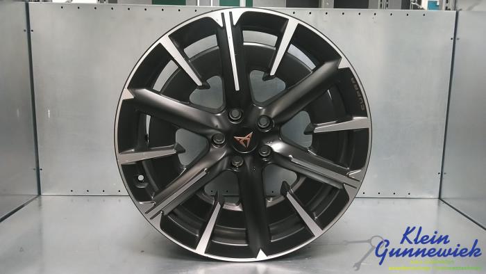 Używane Obrecz Cupra Born Cena € 350,00 Procedura marży oferowane przez Klein Gunnewiek Autodemontage & Motorentechniek
