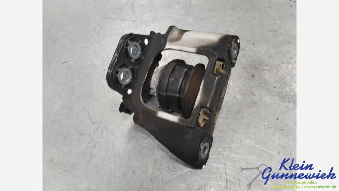 Used Engine mount Volvo V60 Price € 55,00 Margin scheme offered by Klein Gunnewiek Autodemontage & Motorentechniek
