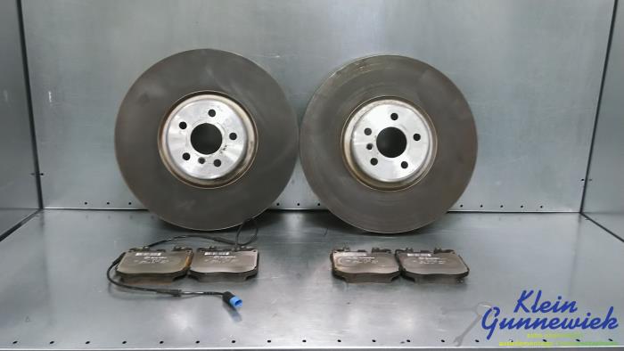 Brake pads wear sensor