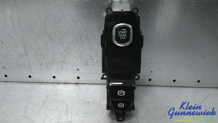 Używane Przelacznik Start/Stop Volvo V90 Cena € 29,00 Procedura marży oferowane przez Klein Gunnewiek Autodemontage & Motorentechniek