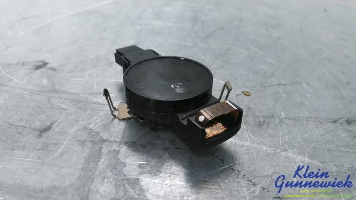 Begagnade Regnsensor BMW X5 Pris € 86,00 Marginaltabell erbjuds av Klein Gunnewiek Autodemontage & Motorentechniek