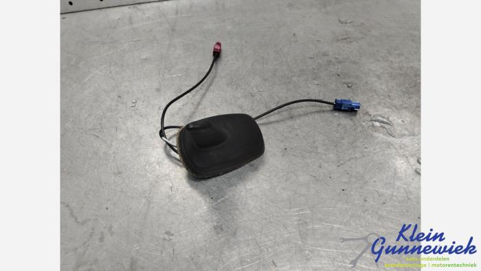 Używane Antena GPS Volkswagen Golf Plus Cena € 35,00 Procedura marży oferowane przez Klein Gunnewiek Autodemontage & Motorentechniek