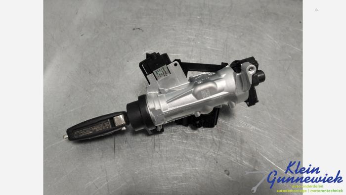 Używane Stacyjka + Kluczyk Audi Q2 Cena € 38,00 Procedura marży oferowane przez Klein Gunnewiek Autodemontage & Motorentechniek