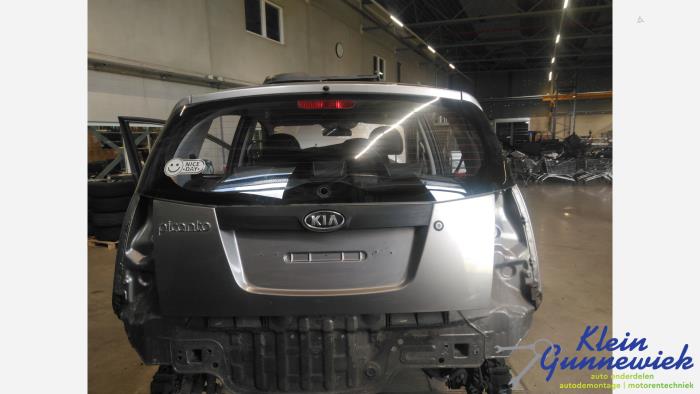 Begagnade Baklucka Kia Picanto Pris € 61,00 Marginaltabell erbjuds av Klein Gunnewiek Autodemontage & Motorentechniek