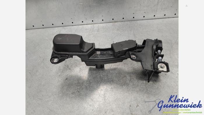 Begagnade Batterisensor BMW X3 Pris € 45,00 Marginaltabell erbjuds av Klein Gunnewiek Autodemontage & Motorentechniek