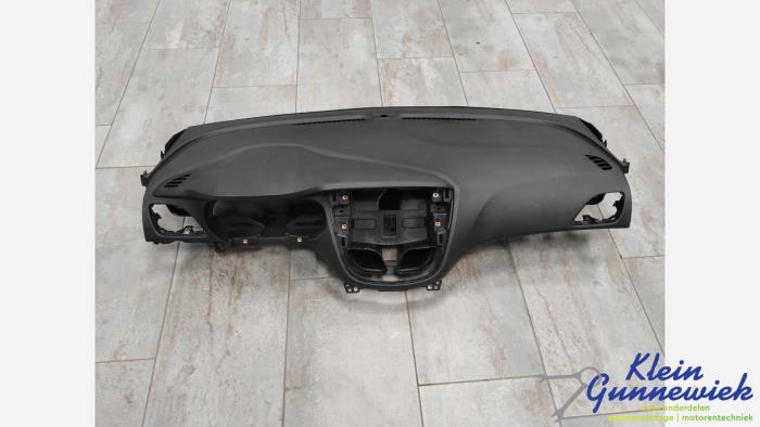 Używane Panel Opel Karl Cena € 147,00 Procedura marży oferowane przez Klein Gunnewiek Autodemontage & Motorentechniek