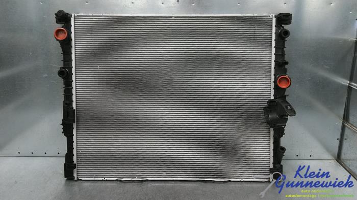 Usagé Radiateur BMW 5-Série Prix € 275,00 Règlement à la marge proposé par Klein Gunnewiek Autodemontage & Motorentechniek