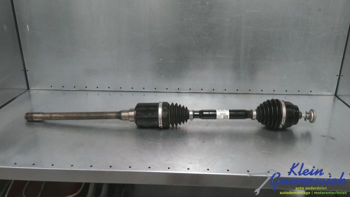 Usagé Arbre de transmission avant droit BMW X3 Prix € 475,00 Règlement à la marge proposé par Klein Gunnewiek Autodemontage & Motorentechniek
