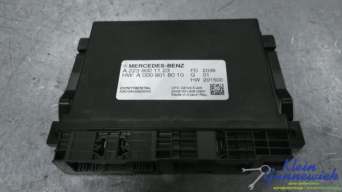 Used Computer, miscellaneous Mercedes S-Klasse Price € 175,00 Margin scheme offered by Klein Gunnewiek Autodemontage & Motorentechniek