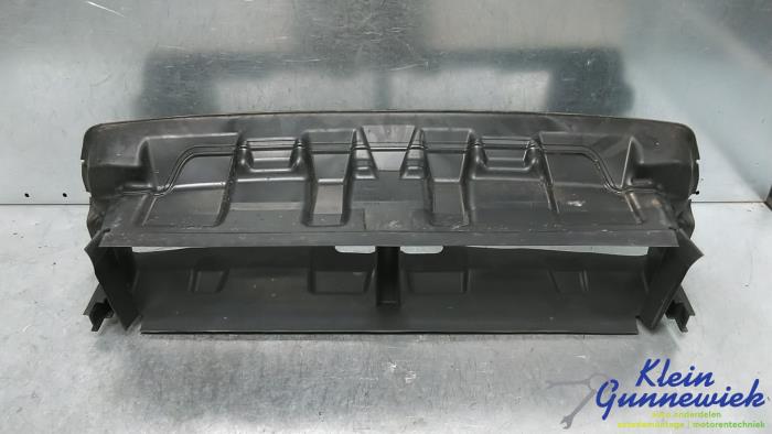 Begagnade Lufttratt Ford Focus Pris € 30,00 Marginaltabell erbjuds av Klein Gunnewiek Autodemontage & Motorentechniek