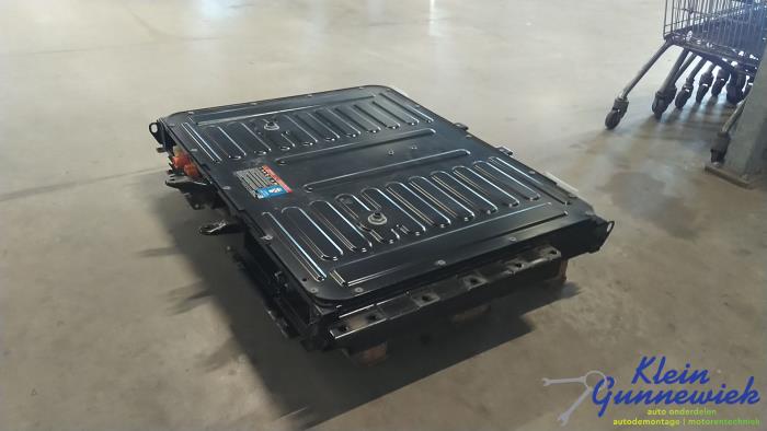 Używane Akumulator (Hybryda) Ford Kuga Cena € 995,00 Procedura marży oferowane przez Klein Gunnewiek Autodemontage & Motorentechniek