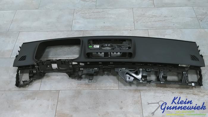 Używane Panel Mercedes S-Klasse Cena € 995,00 Procedura marży oferowane przez Klein Gunnewiek Autodemontage & Motorentechniek