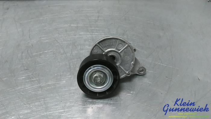 Usados Rodillo tensor correa múltiple Volkswagen Tiguan Precio € 30,00 Norma de margen ofrecido por Klein Gunnewiek Autodemontage & Motorentechniek