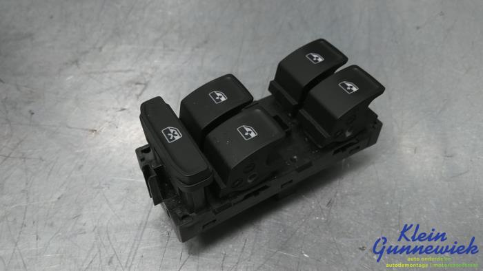 Usados Interruptor combinado de ventanillas Seat Ibiza Precio € 25,00 Norma de margen ofrecido por Klein Gunnewiek Autodemontage & Motorentechniek